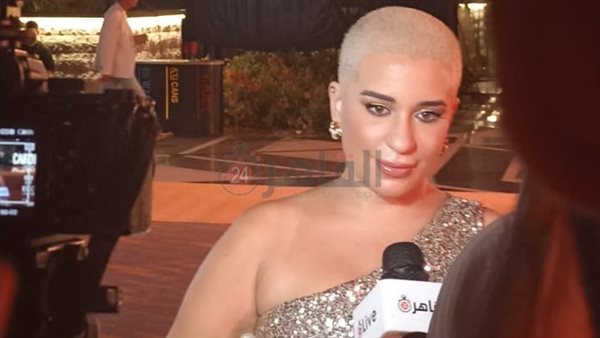 أسما شريف منير