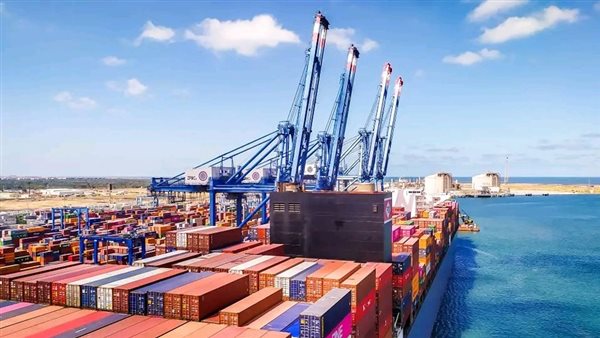 ميناء دمياط