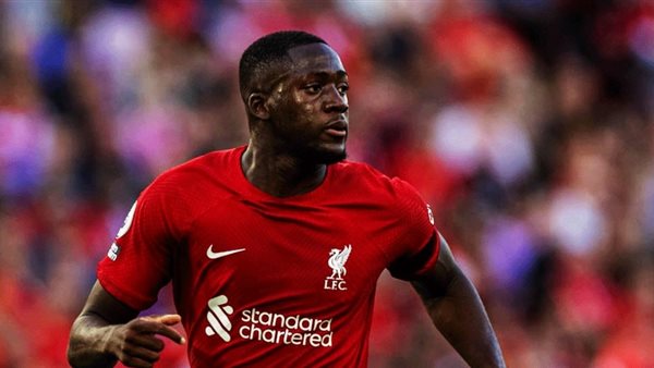 إبراهيما كوناتي مدافع