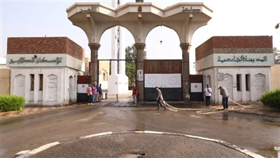 رئيس جامعة الأزهر يتفقد مسجد المدينة الجامعية للطلاب ويوجه الشكر لوزير الأوقاف لتعاونه في فرش المسجد