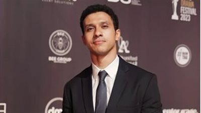 بعد تألقه في بالطو.. عصام عمر يخوض المنافسة السينمائية بفيلم البحث عن منفذ لخروج السيد رامبو | خاص