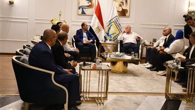 محافظ جنوب سيناء يترأس الاجتماع التنسيقي لمؤتمر البنوك الآسيوية 