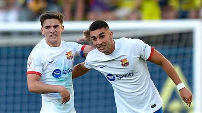 انتصار كتالوني درامي.. برشلونة يفوز على فياريال في الدوري الإسباني