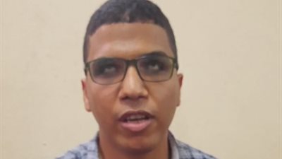 شاب من ذوي الهمم يدشن مبادرة لتعليم فاقدي البصر طريقة برايل بالمنيا | بث مباشر 