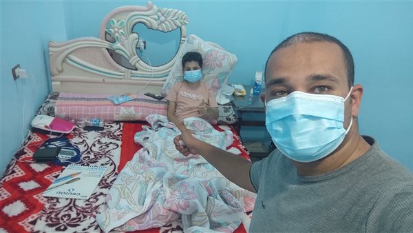 أحمد بعد عملية زراعة