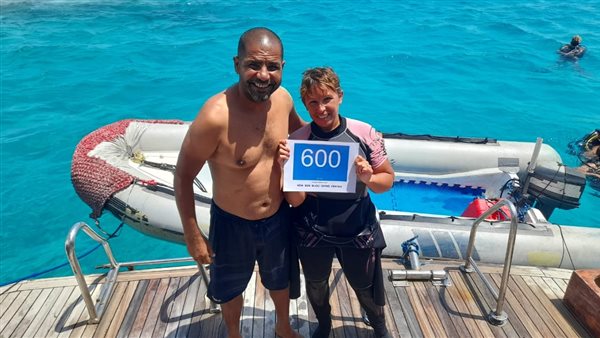 بلجيكية توثق غطستها