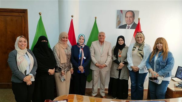 لجنة سيدات الأعمال