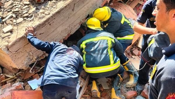 البحث عن ضحايا العقار