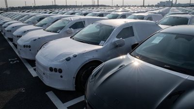 مطالبات بتخفيف التعريفات الجمركية على واردات السيارات الكهربائية الصينية بأمريكا