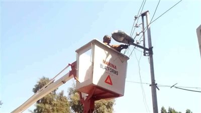 الوحدات المحلية تواصل حملات متابعة تطبيق قرارات الغلق وترشيد الكهرباء بالمنيا 