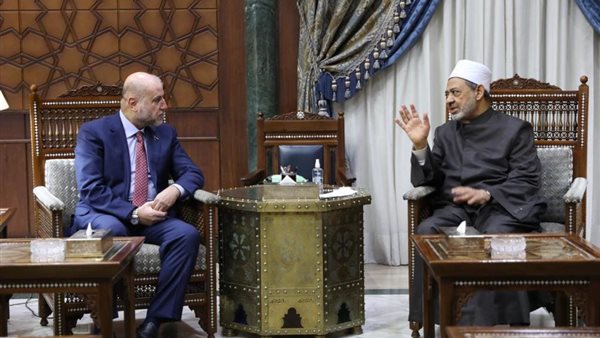 شيخ الأزهر يستقبل