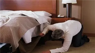 أقوال سائق ضبط زوجته مع عشيقها بالقاهرة: رجعت من الشغل فجأة لقيت راجل تحت السرير