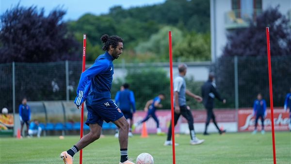 حسين الشحات لاعب