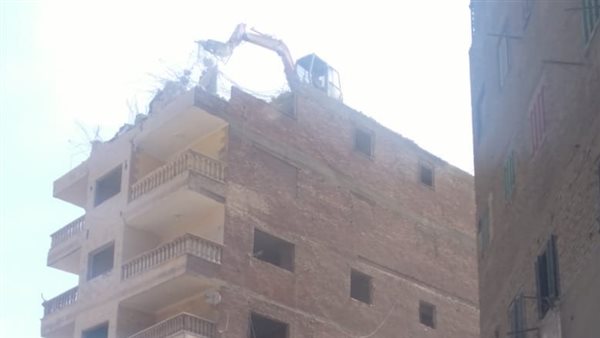 استكمال أعمال إزالة