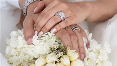 منها الدعاء يوم الجمعة قبل المغرب.. طرق مجربة لتيسير الزواج في 3 أيام