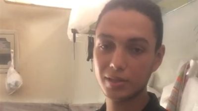 مهنتي.. طالب بكلية الطب يساعد والده في مطعم بكفر الشيخ: بفرح بـ عاوزين طعمية يا دكتور| بث مباشر 