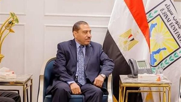 رئيس جامعة السويس