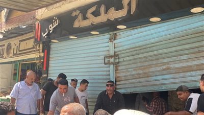 غلق 9 مقاهٍ ورفع 2000 حالة تعدٍ على الطريق العام بالجيزة