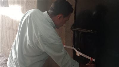 غلق وتشميع مخزن ملابس غير مرخص بمدينة نصر |صور