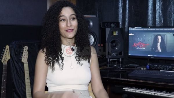 المطربة سمر طارق