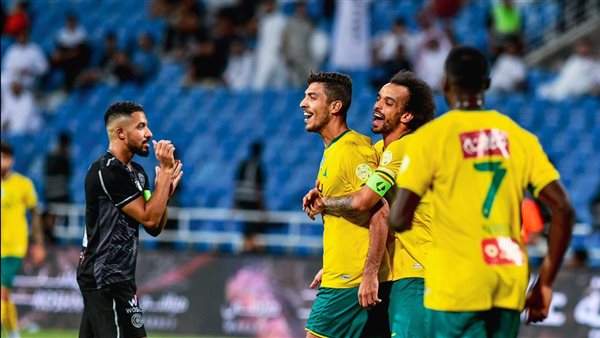 احتفال لاعبو الخليج