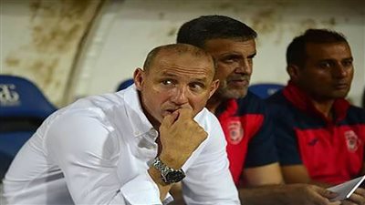 مدرب وفاق سطيف السابق: العامل البدني سيحسم لقاء السوبر.. ووسط ملعب الأهلي أقوى أسلحته 