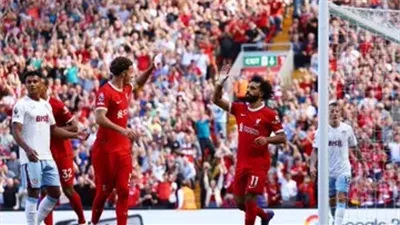 صلاح يتألق ويسجل في ثلاثية ليفربول ضد أستون فيلا بالدوري الإنجليزي