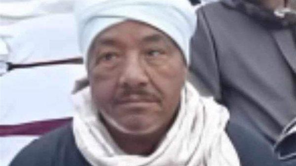 والد العريسين المتوفى