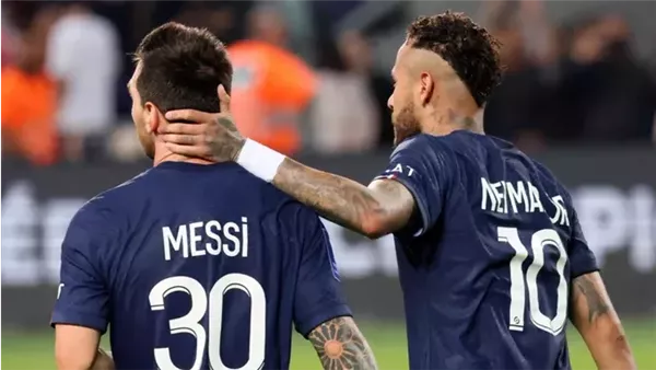 نيمار وميسي في باريس