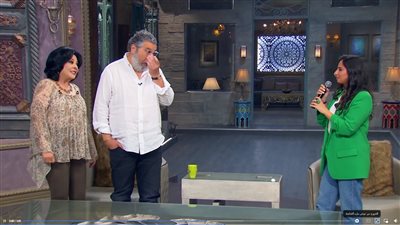 في أول ظهور تليفزيوني لها.. ساندرا الكدواني تفاجئ والدها بغنائها بنت أبويا والأخير يبكي | صور