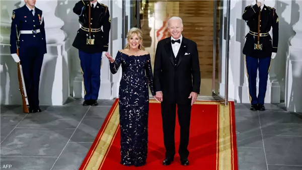 جو بايدن وزوجته سبقت