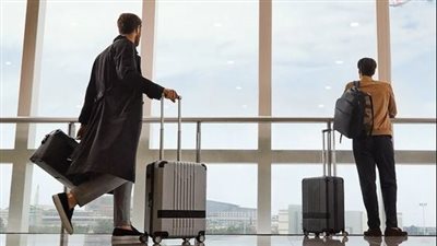 أبرزها الزبادي اليوناني والحمص.. 7 وجبات صحية سهلة التعبئة للسفر