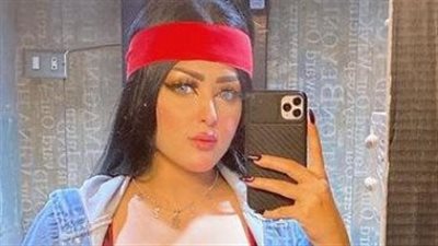 رقص وفيديوهات عارية.. اليوم محاكمة البلوجر سلمى الشيمي لاتهامها بنشر الفسق والفجور