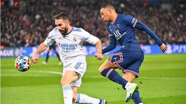 مبابي وكارفخال