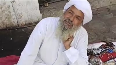 قصة كفاح أقدم بائع عملات بالبحيرة: مهنتي من 30 سنة.. ومليش مصدر دخل تاني |بث مباشر