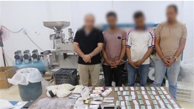 مخدرات بـ 40 مليون جنيه.. التحقيق مع المتهمين بالإتجار وتصنيع العقاقير المخدرة بالقاهرة