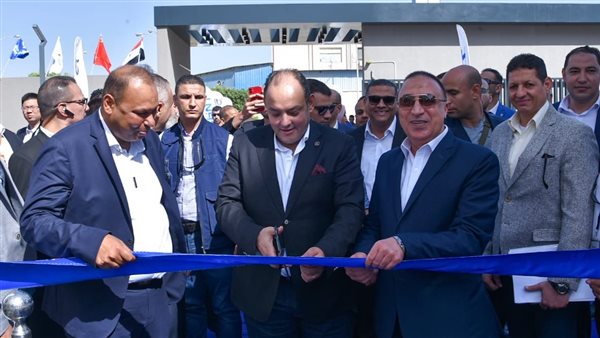 وزير التجارة ومحافظ