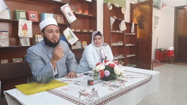 جانب من الندوة 