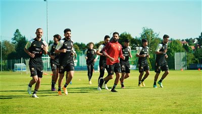 اجتماع في الأهلي لحسم بديل تامر أبو العينين اليوم