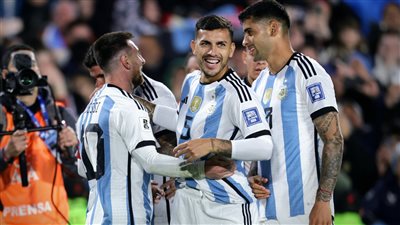 ميسي يقود الأرجنتين للفوز على بيرو في تصفيات كأس العالم 2026