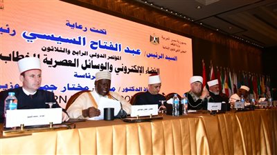 رئيس القطاع الديني بالأوقاف: التعامل مع الفضاء الإلكتروني أصبح ضرورة ملحة لمواكبة التطور التكنولوجي