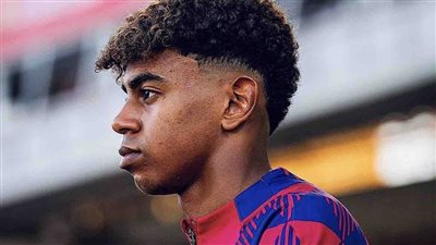 لامين يامال: أحضرت واجباتي إلى معسكر المنتخب لأنني ملتزم بدروس عبر الإنترنت