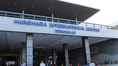 الغردقة ومرسى علم يستقبلان 25 ألف سائح على متن 128 رحلة طيران