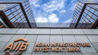 1.3 مليار دولار استثمارات البنك الآسيوي في البنية التحتية بمصر