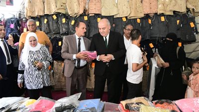 بتخفيضات تصل إلى 25%.. افتتاح معرض أهلا مدارس في قنا 