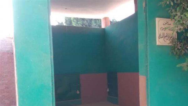 سرقة أبواب المقابر