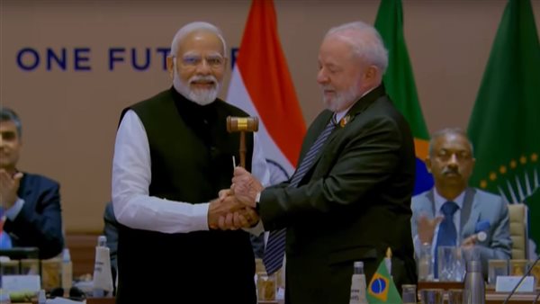 الهند تسلم رئاسة