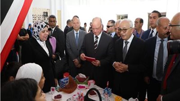 افتتاح معرض أهلًا