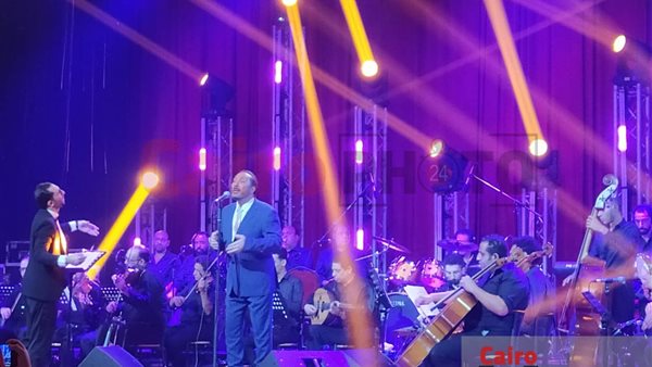 علي الحجار يُحيي