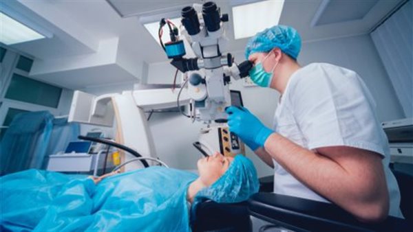 عملية الليزك